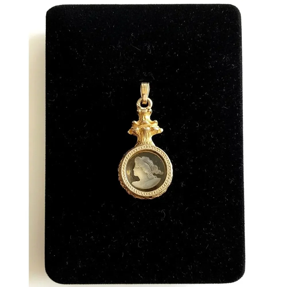 Vintage Goldette Glass Intaglio Cameo Pendant Gold Tone